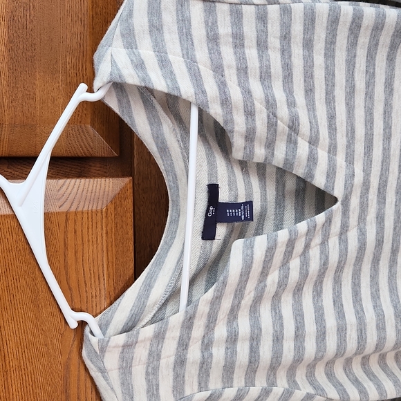 GAP Dress - Picture 3 of 3